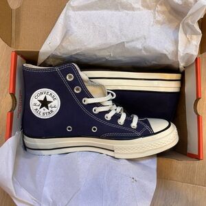 Converse Chuck 70 High Tops… women’s 7, men’s 5